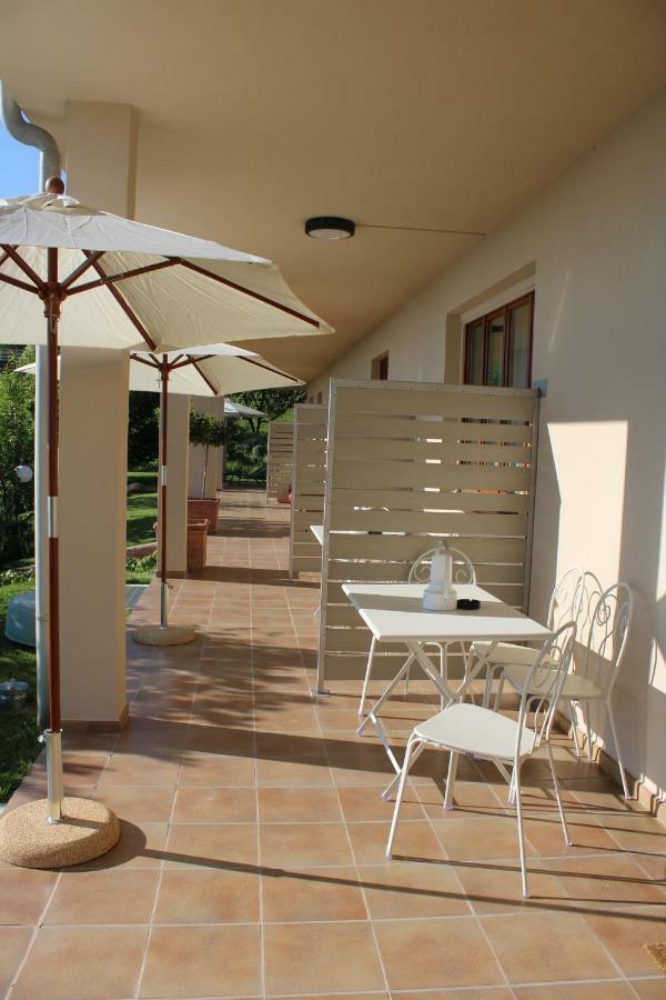 Le Sette Vie Holiday Homes Monforte dʼAlba Exterior foto